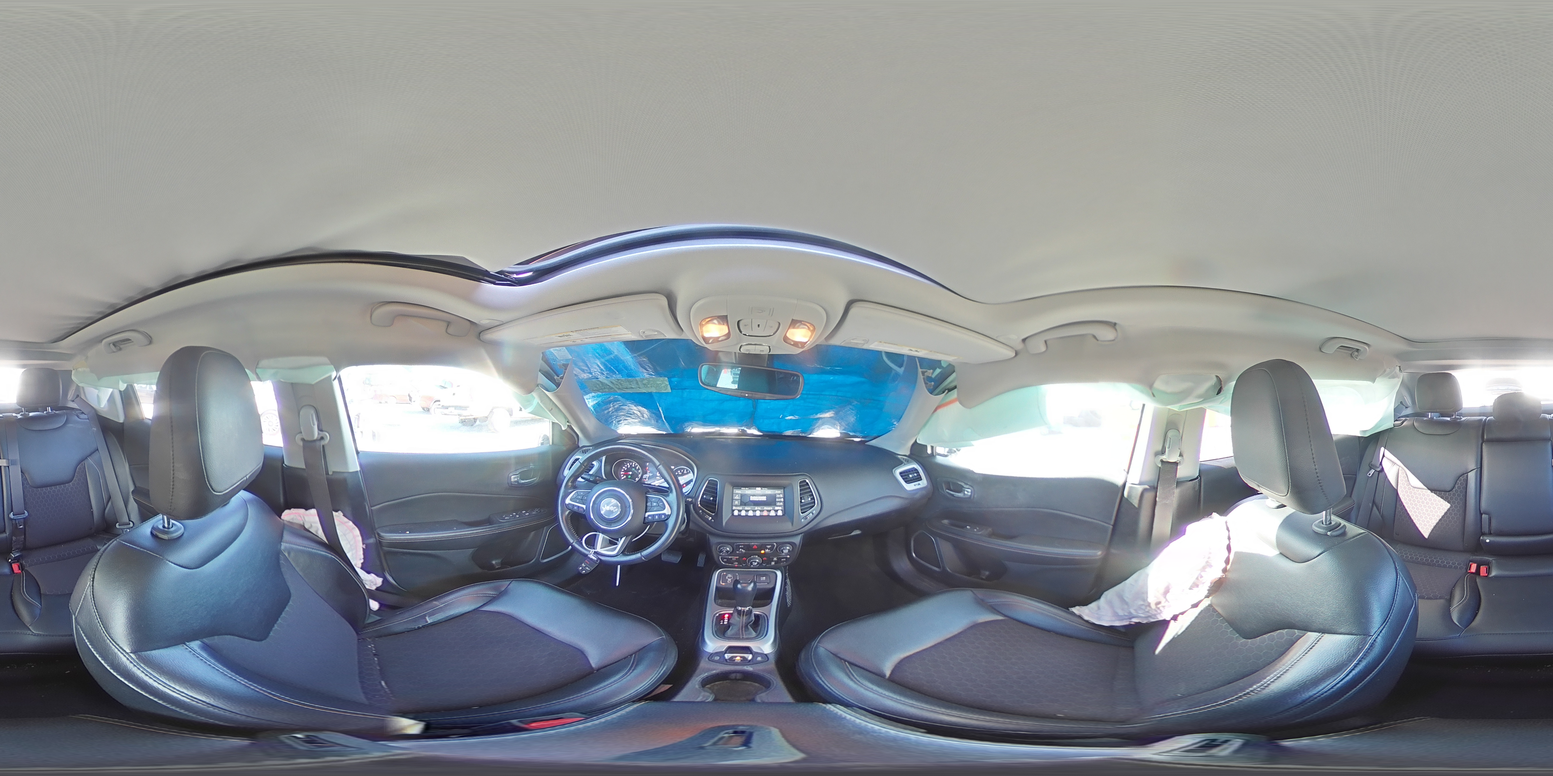 2020 Jeep Compass - Image 15
