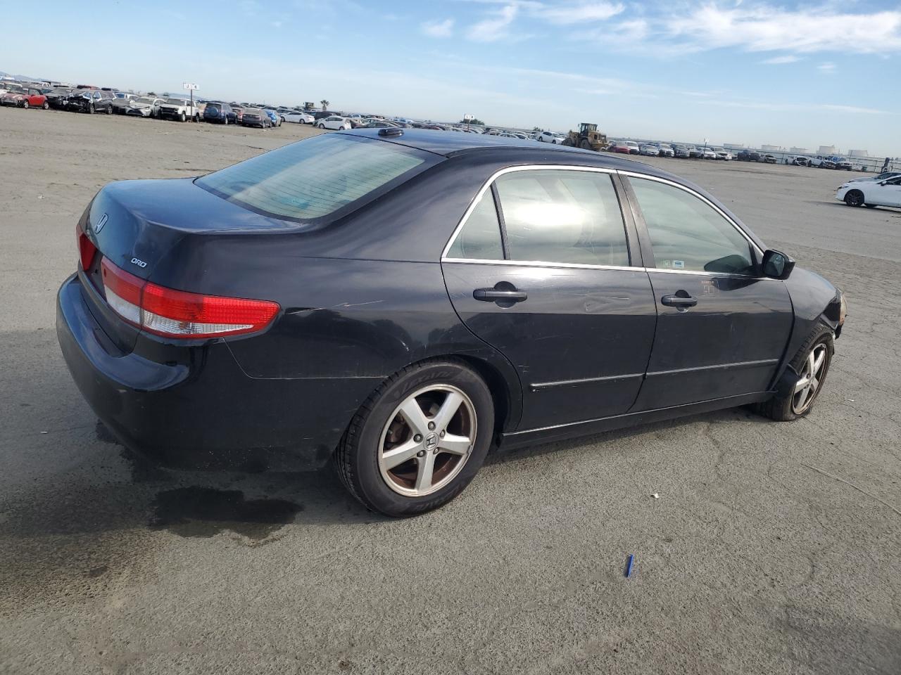 2004 Honda Accord - Image 3