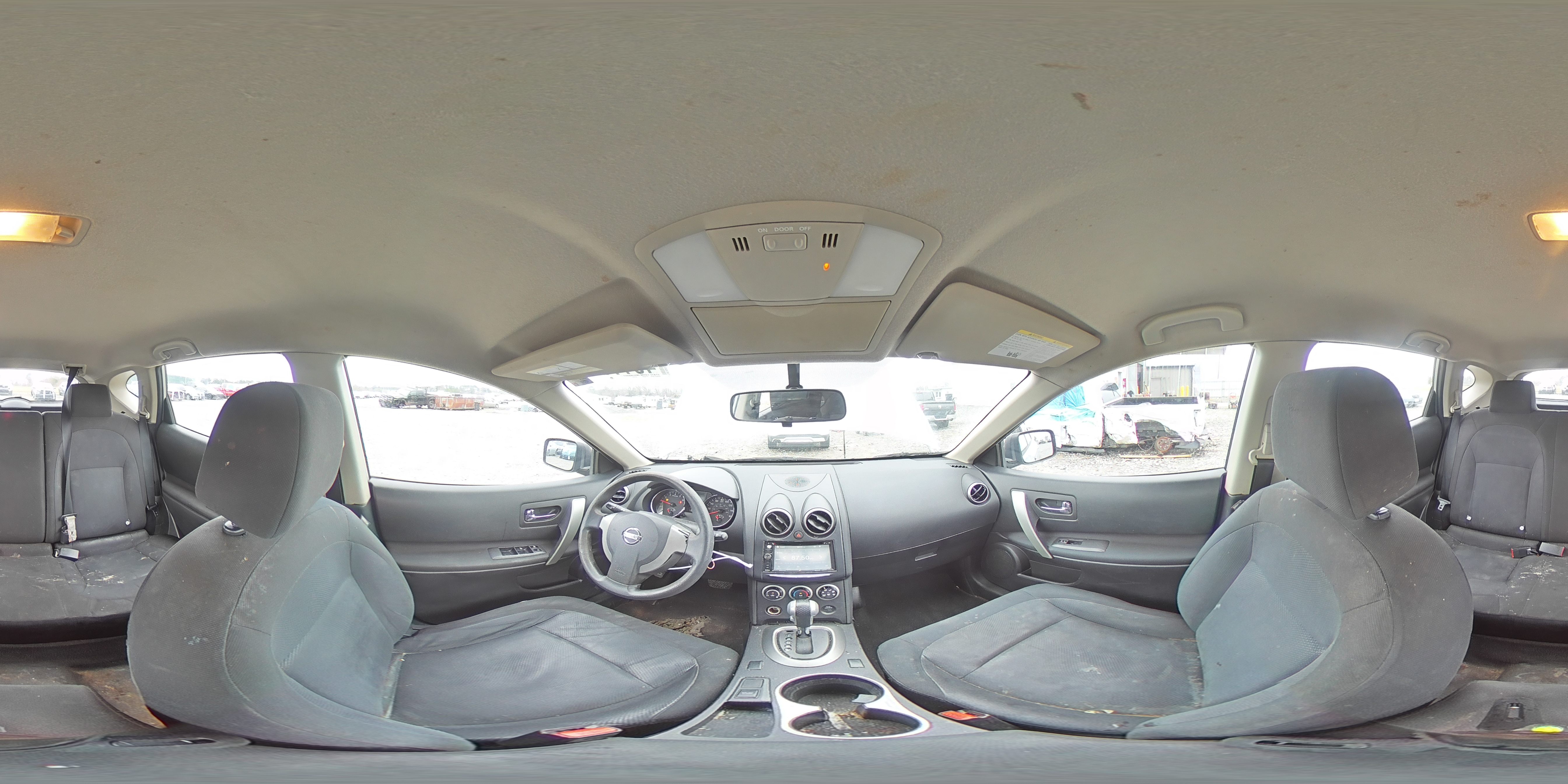 2015 Nissan Rogue - Image 16
