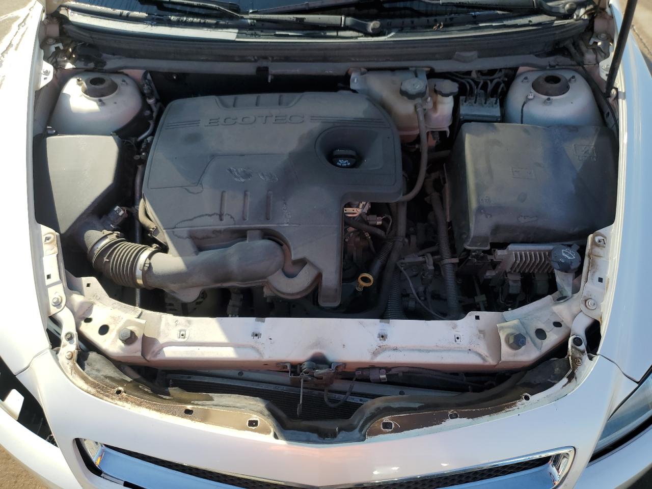 2012 Chevrolet Malibu - Image 11