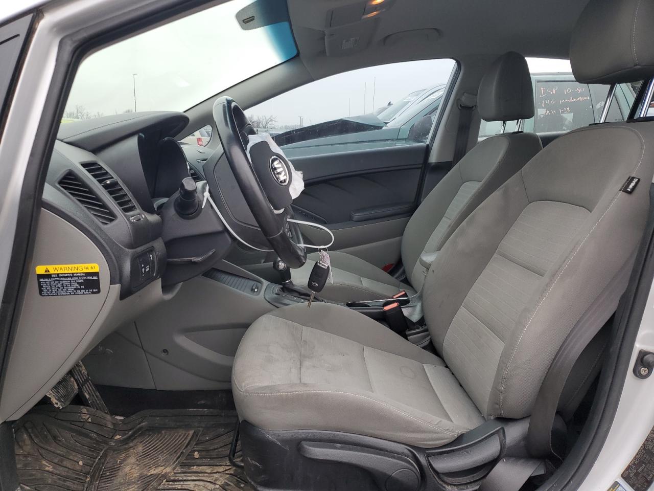 2016 Kia Forte - Image 7
