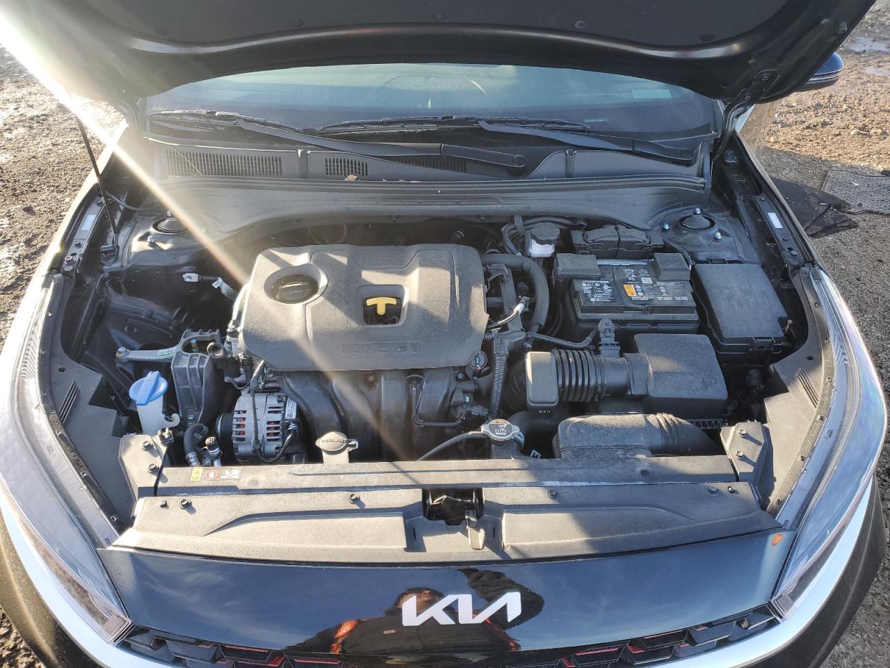 2024 Kia Forte - Image 13