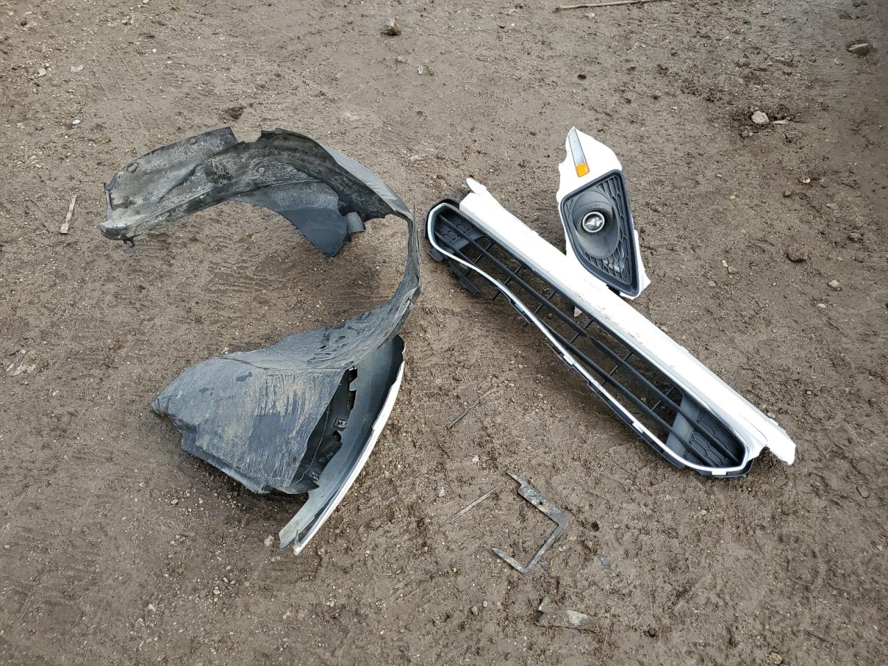 2010 Ford Fusion - Image 14