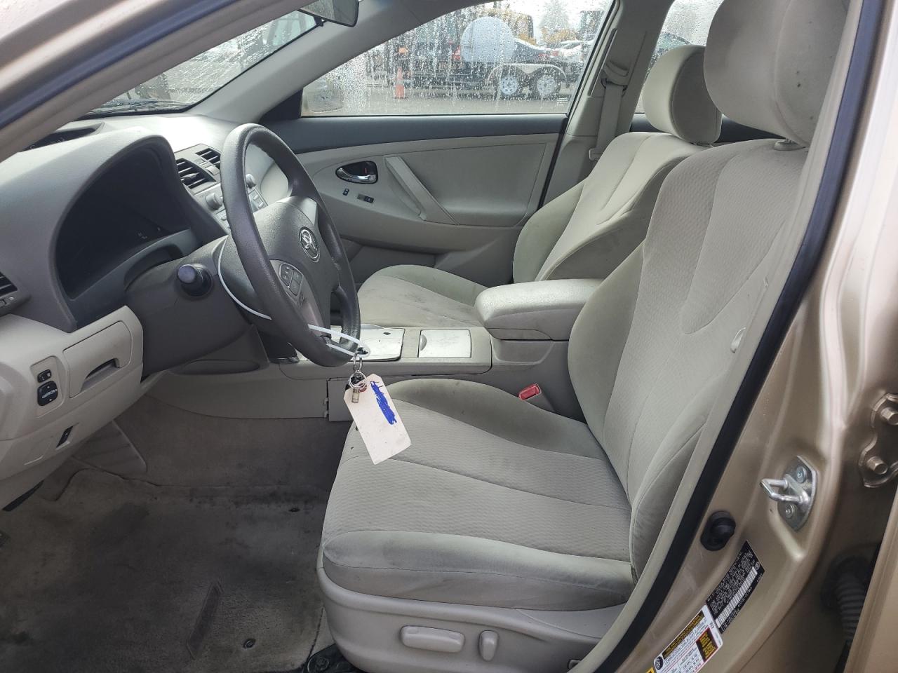 2011 Toyota Camry - Image 7
