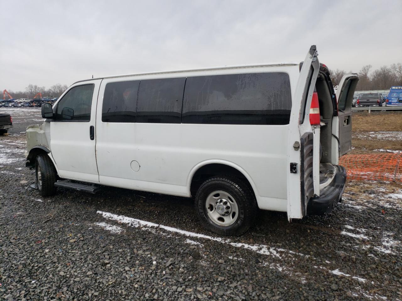 2012 Chevrolet Express - Image 2