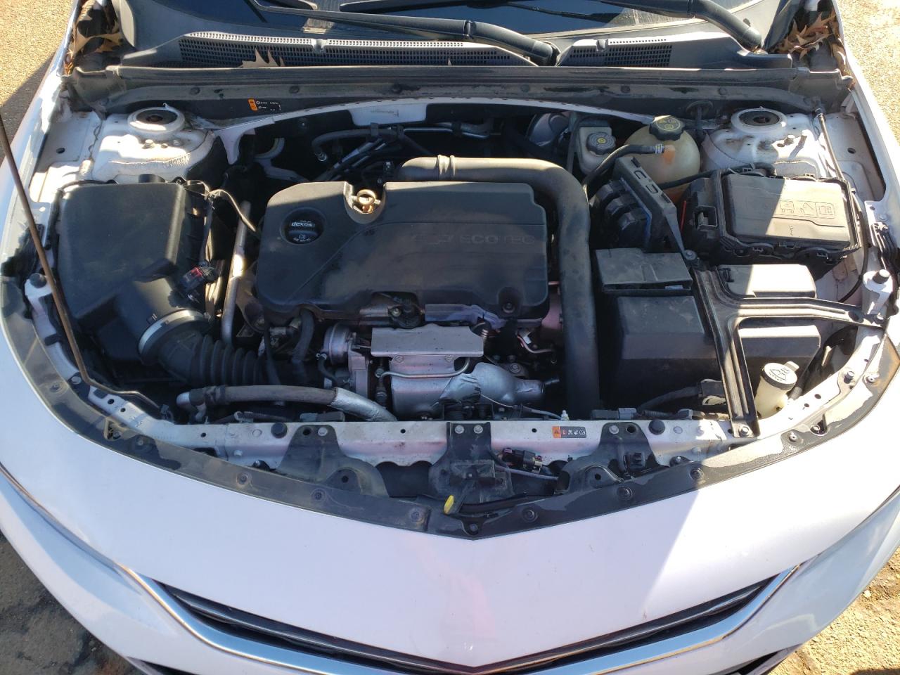 2016 Chevrolet Malibu - Image 11