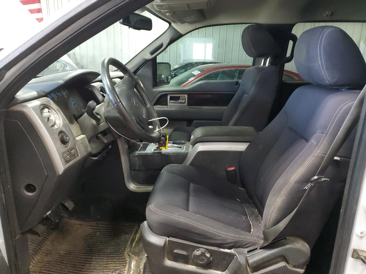 2010 Ford F-150 - Image 7