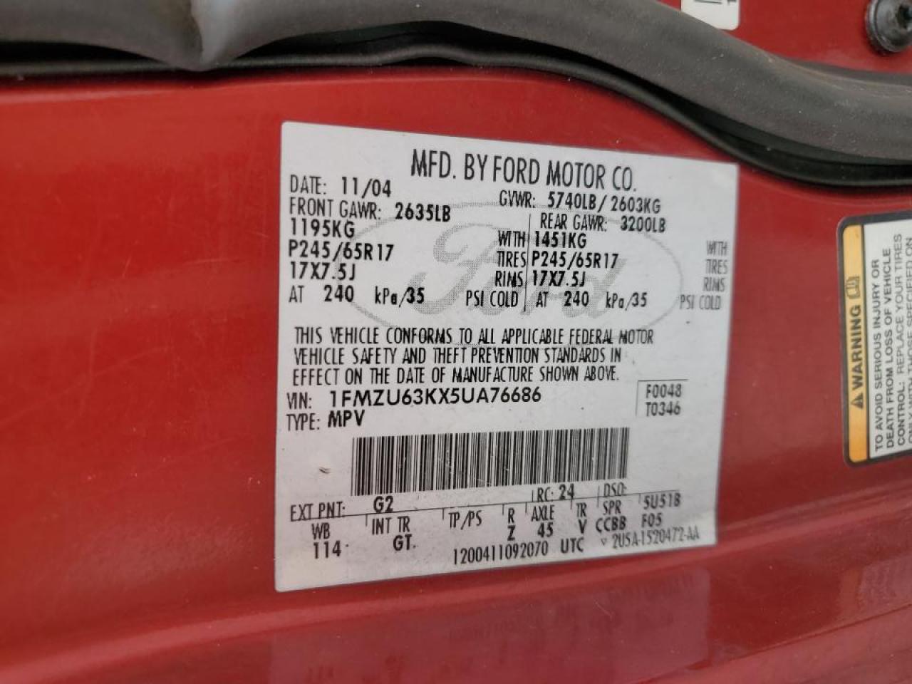 2005 Ford Explorer - Image 13
