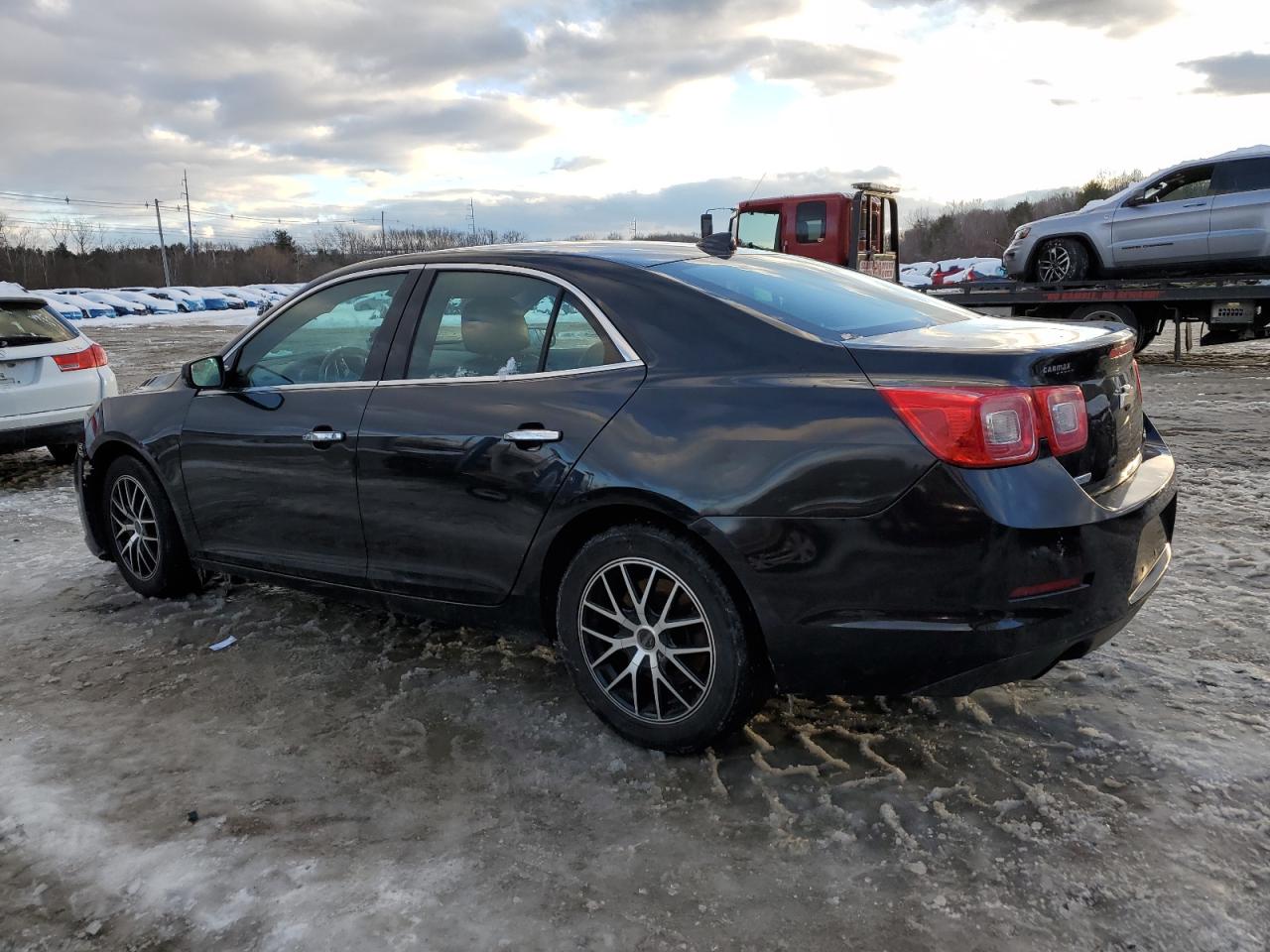 2014 Chevrolet Malibu - Image 2