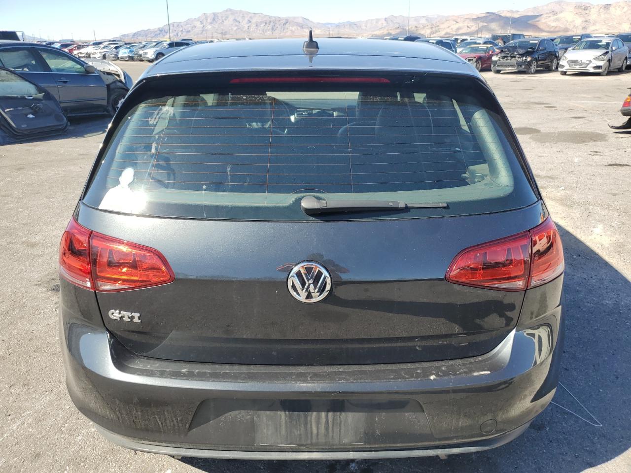 2015 Volkswagen GTI - Image 6