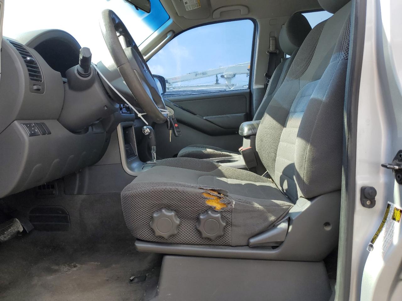 2009 Nissan Pathfinder - Image 7