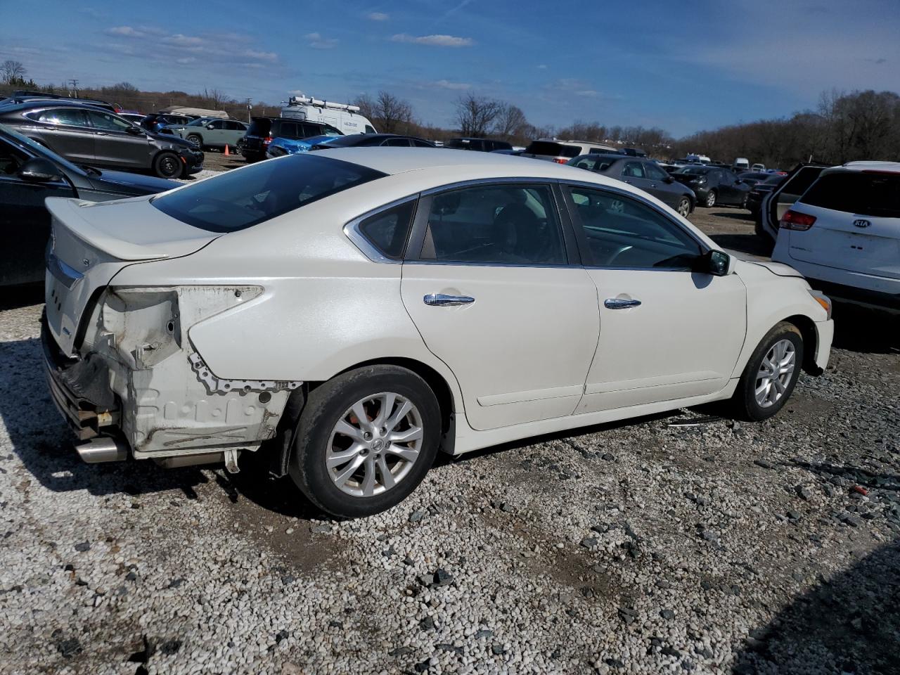 2014 Nissan Altima - Image 3