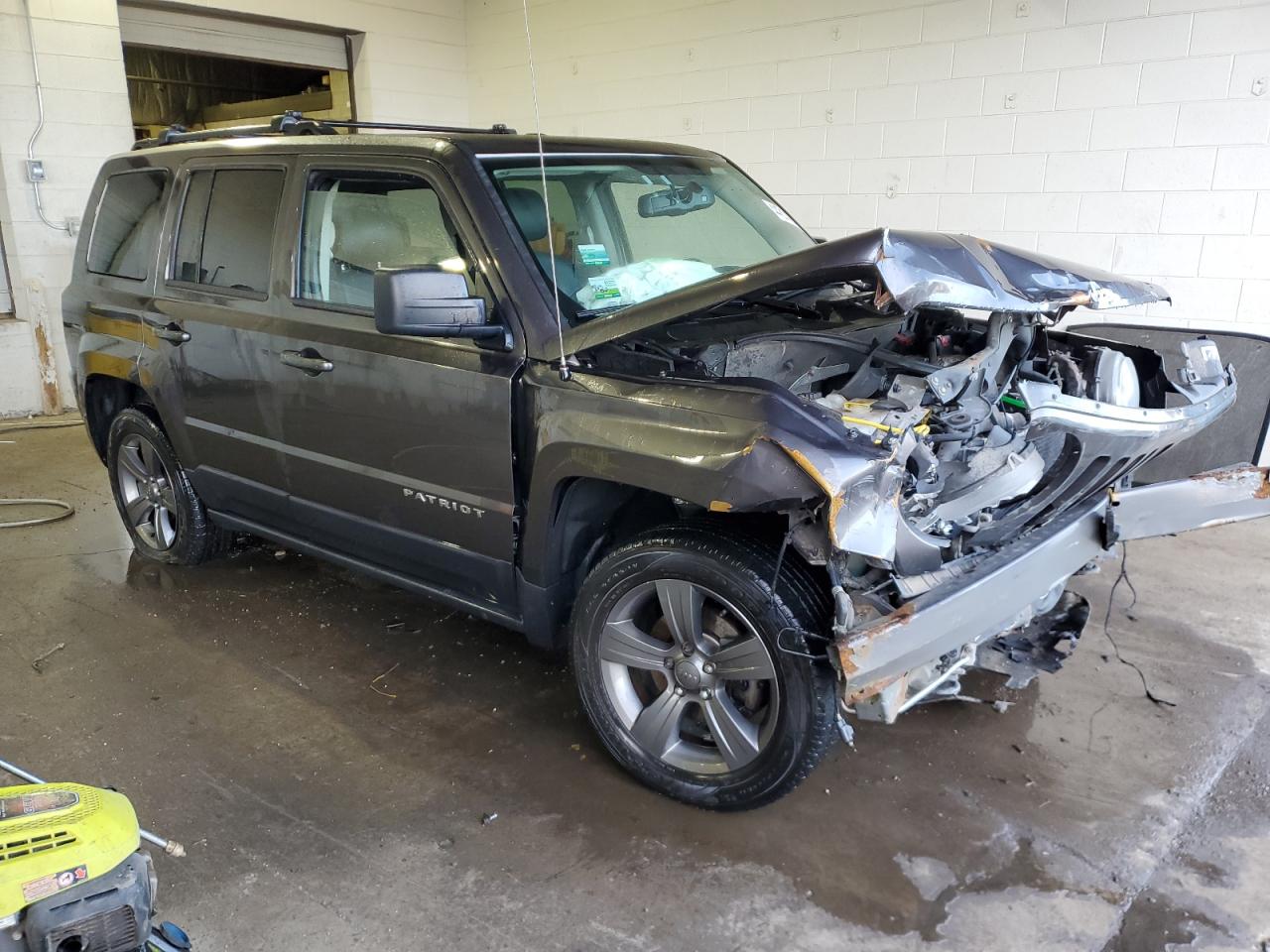 2014 Jeep Liberty (Patriot) - Image 4