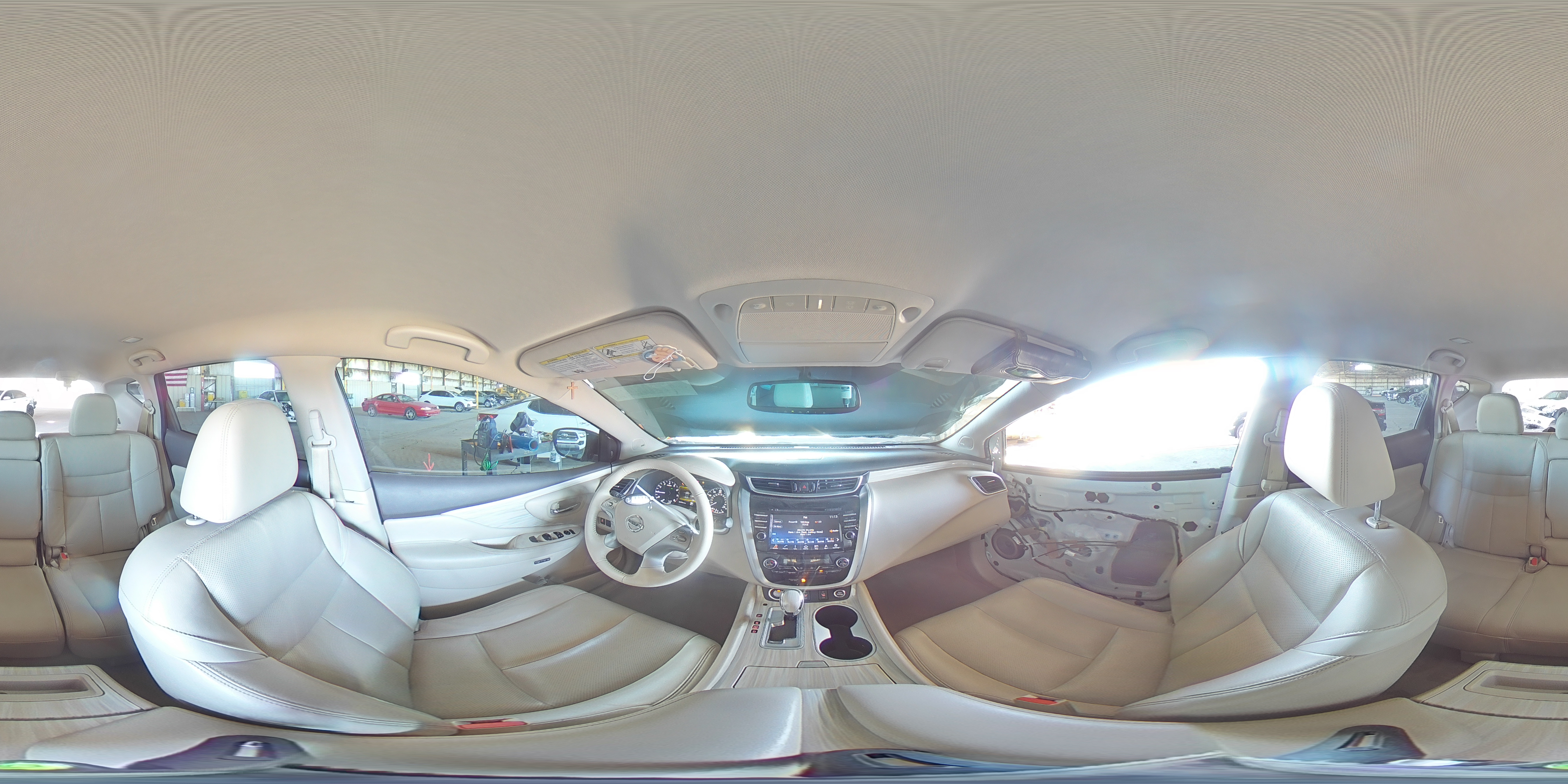 2015 Nissan Murano - Image 13