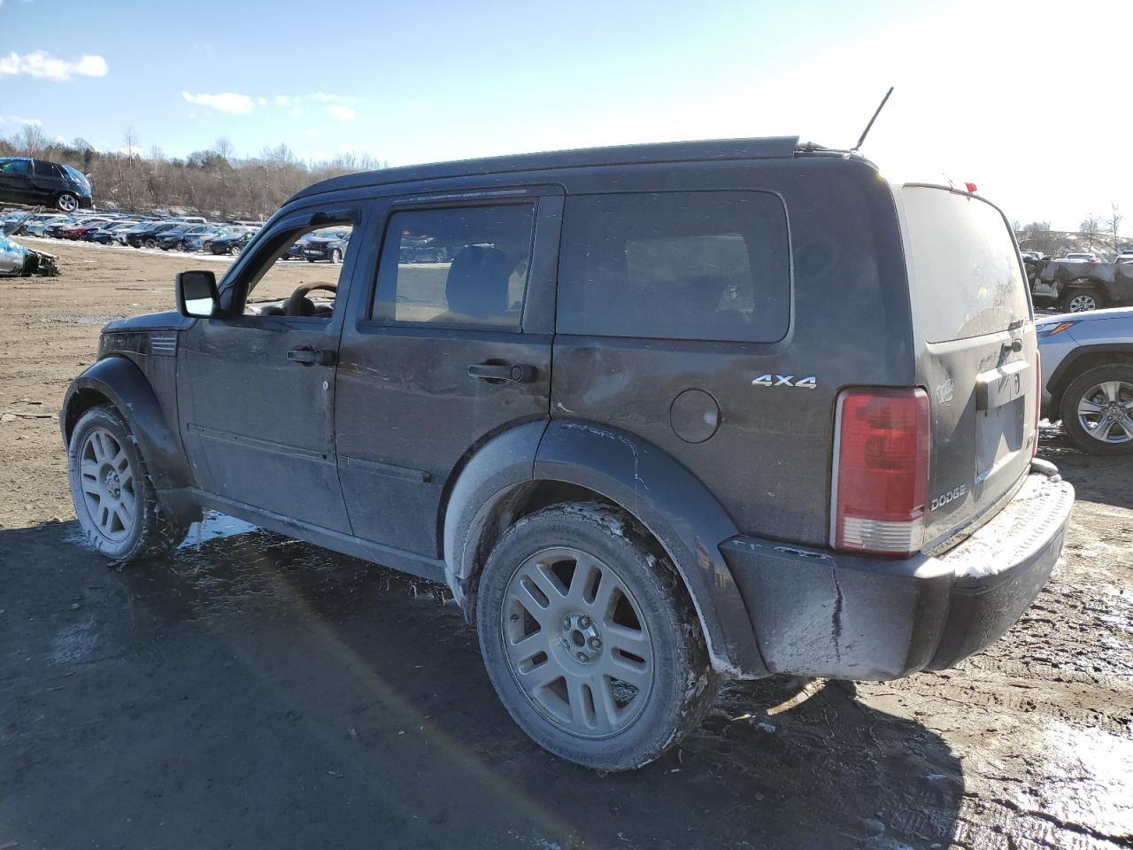 2011 Dodge Nitro - Image 2