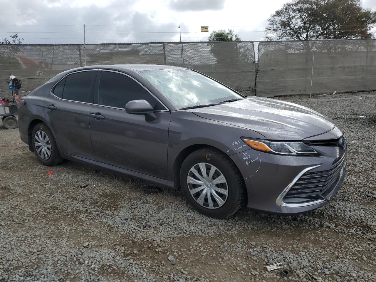 2021 Toyota Camry - Image 4