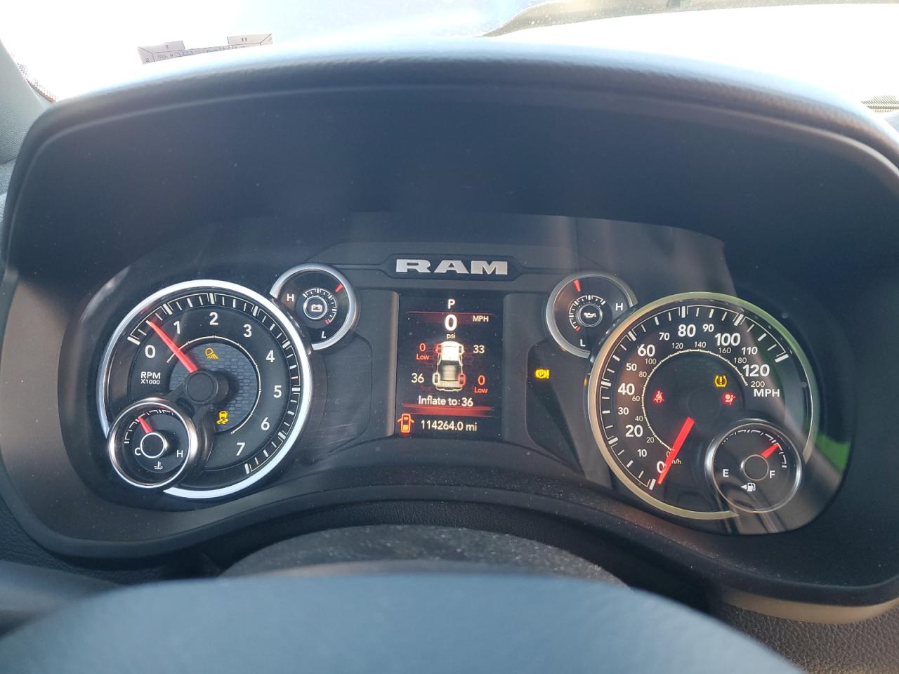 2019 RAM 1500 - Image 9