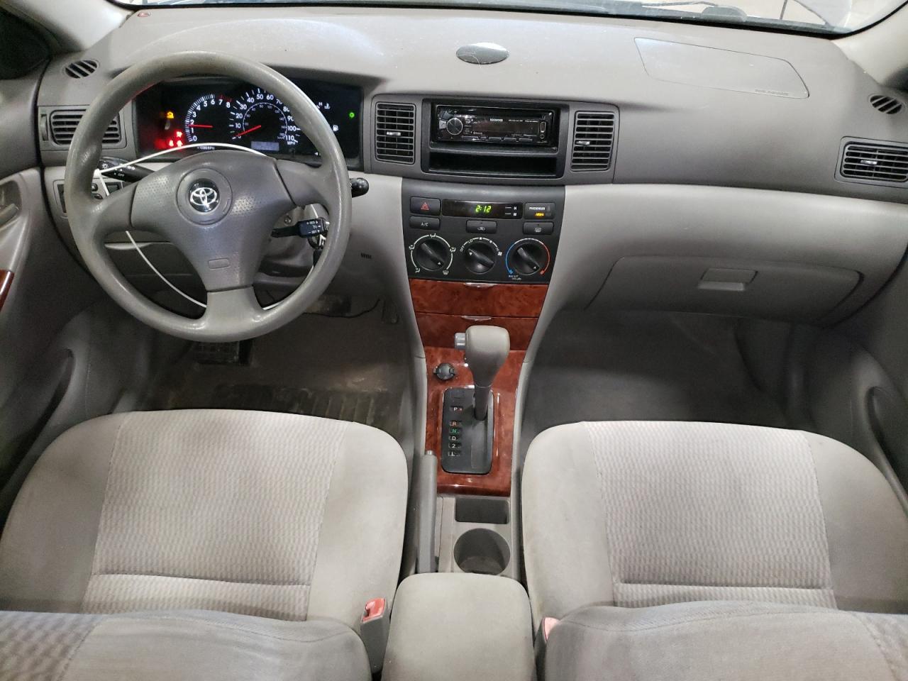2005 Toyota Corolla - Image 8