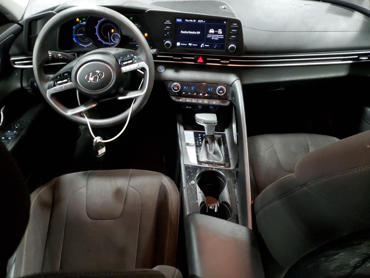 2021 Hyundai Elantra - Image 8