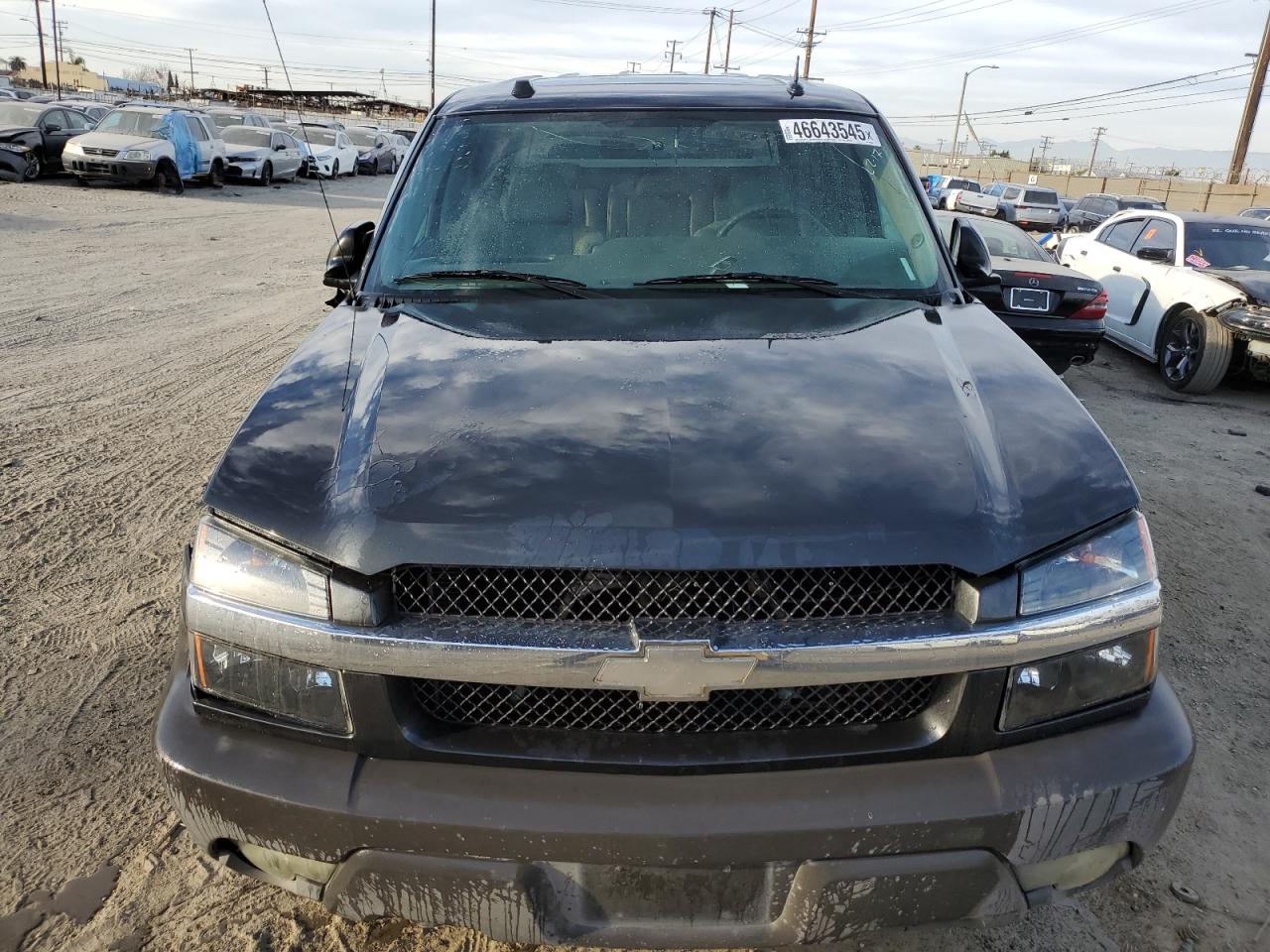 2005 Chevrolet Avalanche - Image 5