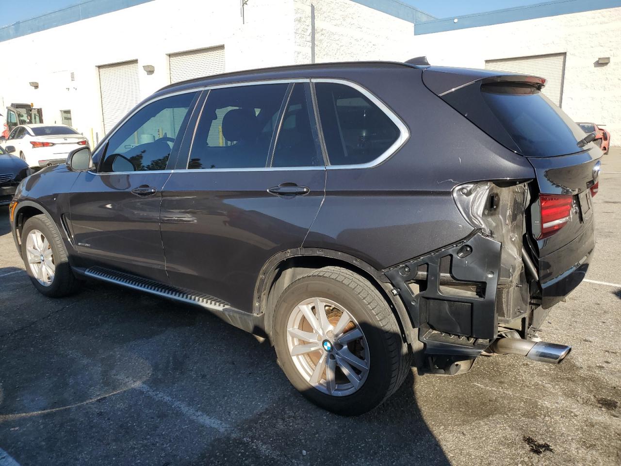 2015 BMW X5 - Image 2