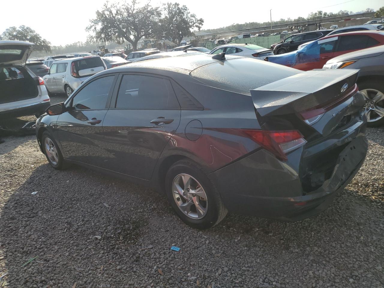 2023 Hyundai Elantra - Image 2