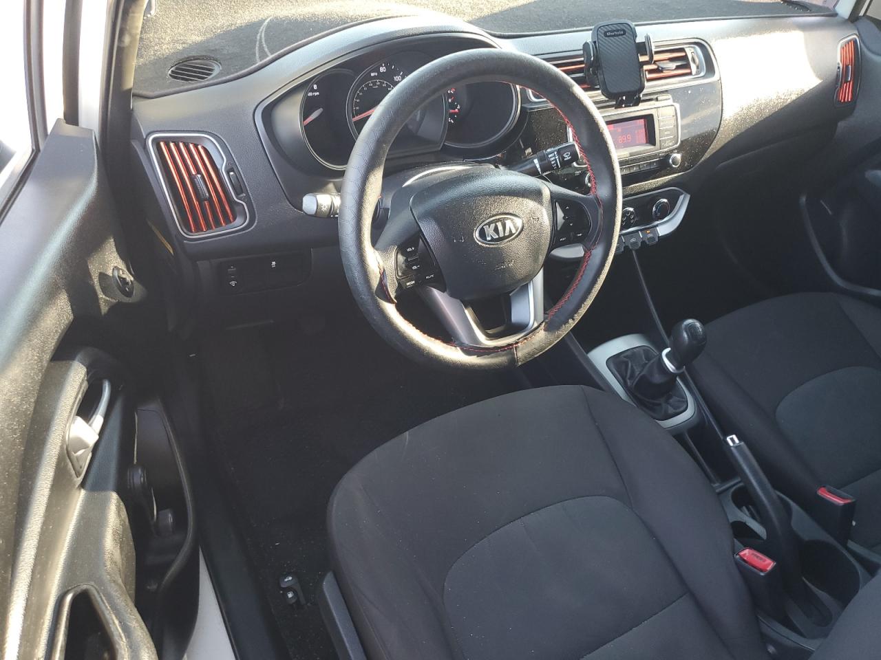 2016 Kia Rio - Image 8