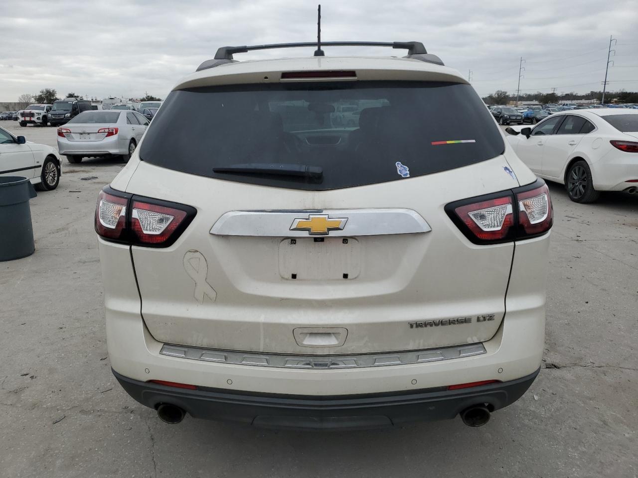 2013 Chevrolet Traverse - Image 6