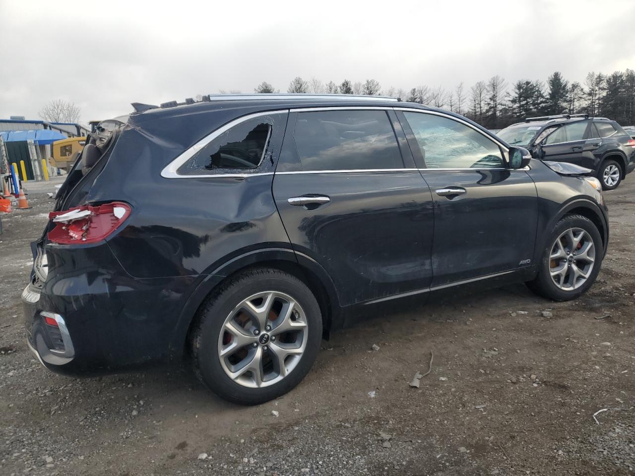 2019 Kia Sorento - Image 3