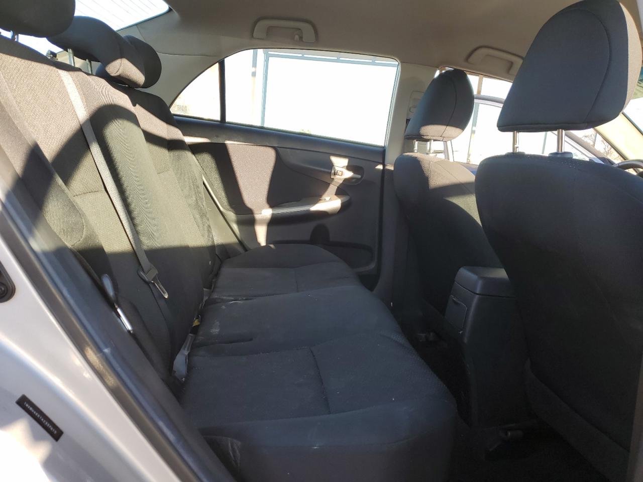 2010 Toyota Corolla - Image 10