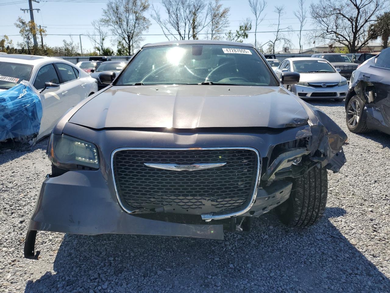 2019 Chrysler 300 - Image 5