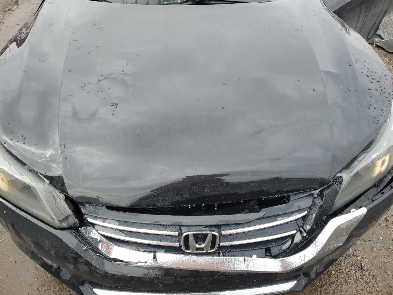 2015 Honda Accord - Image 13