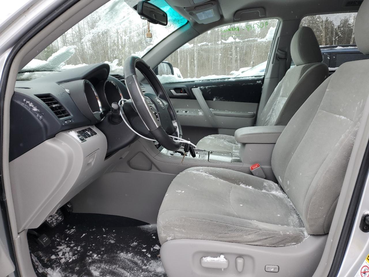 2013 Toyota Highlander - Image 7