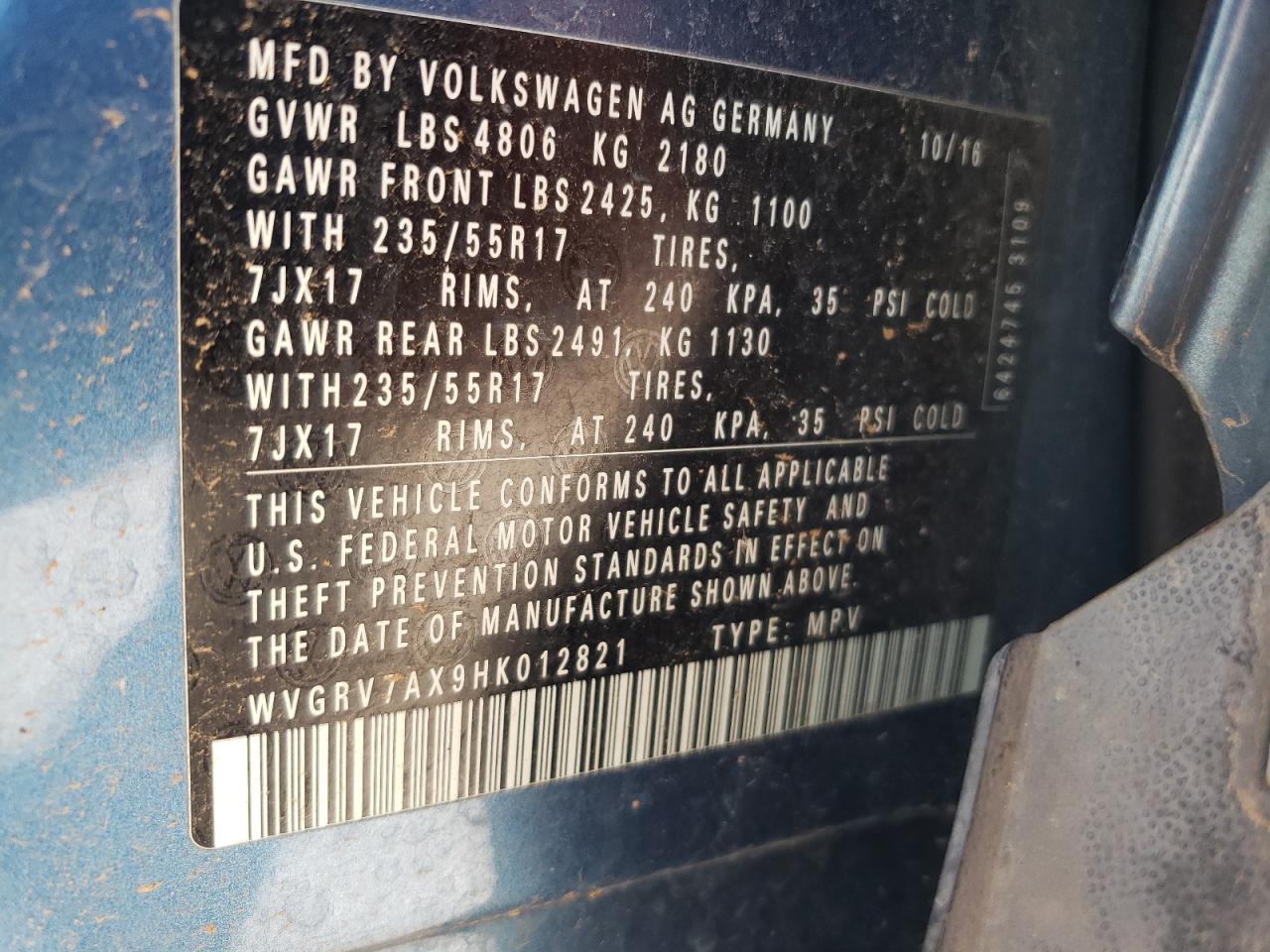 2017 Volkswagen Tiguan - Image 13