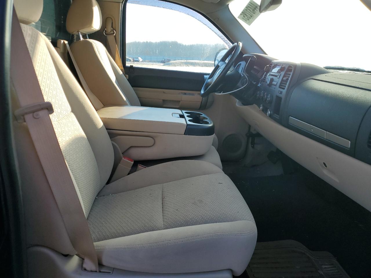 2008 Chevrolet Silverado - Image 10