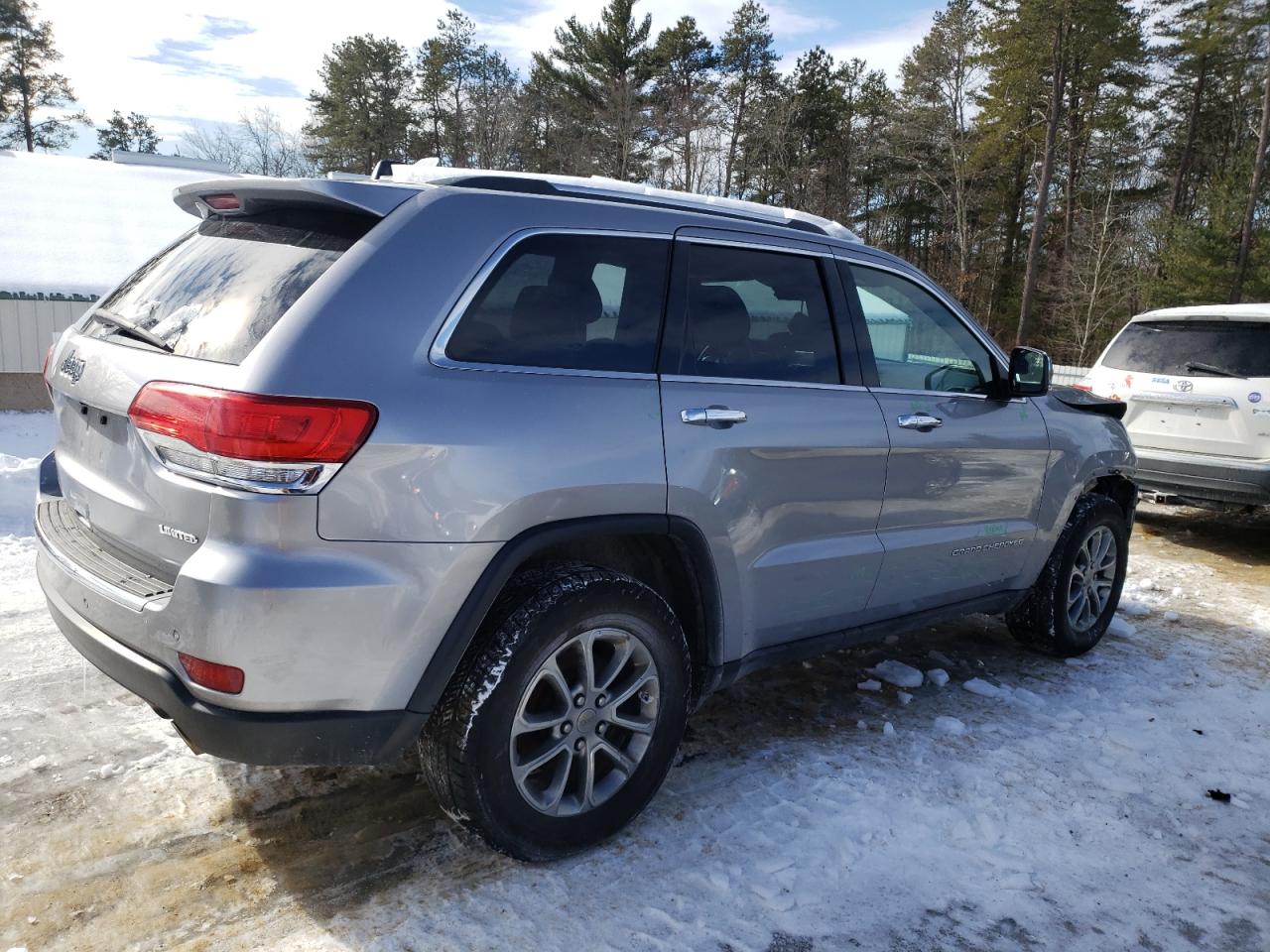 2015 Jeep Grand Cherokee - Image 3
