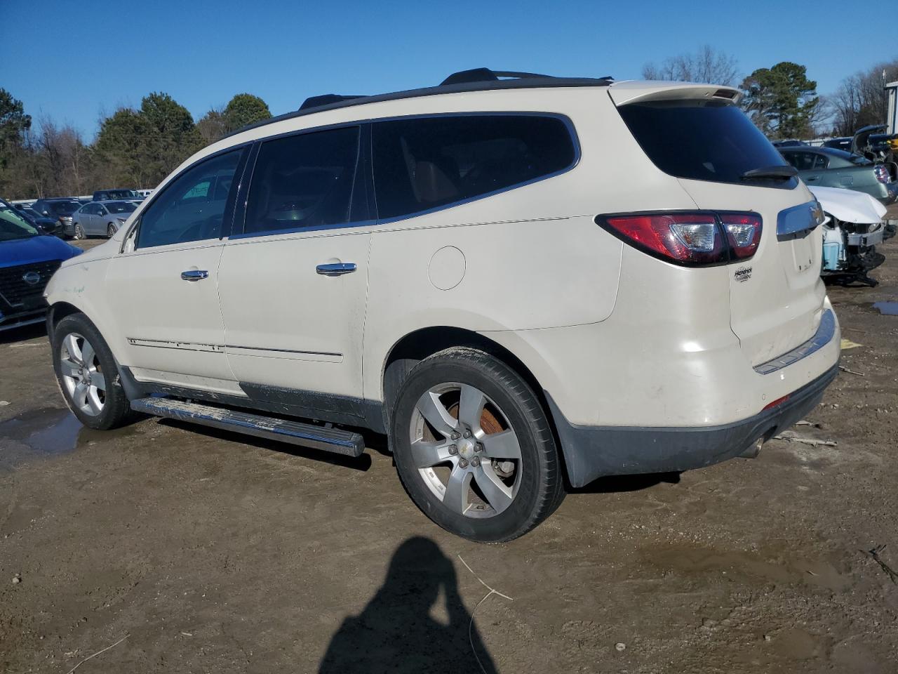 2014 Chevrolet Traverse - Image 2