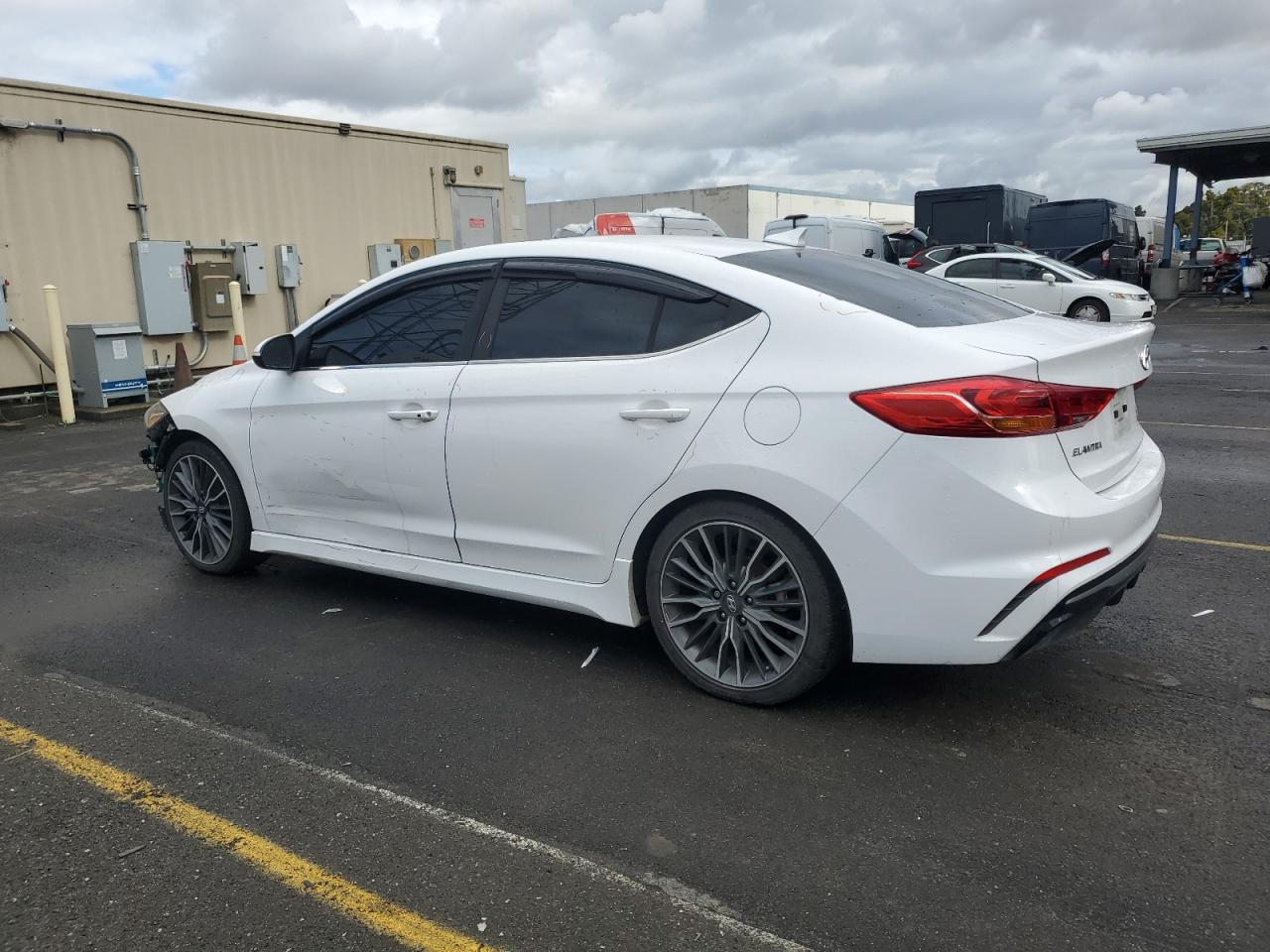 2018 Hyundai Elantra - Image 2