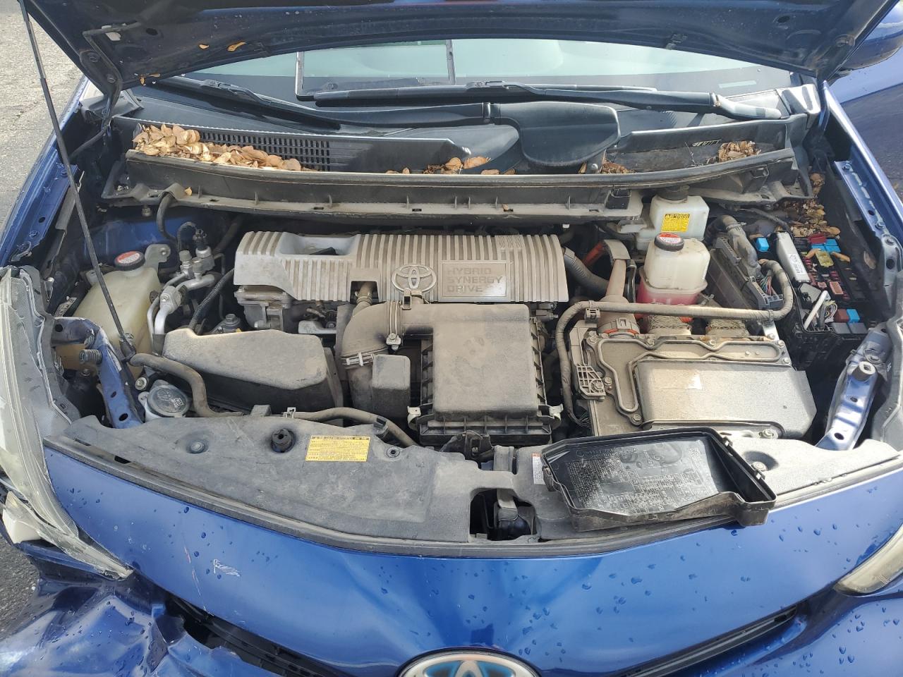 2015 Toyota Prius - Image 13