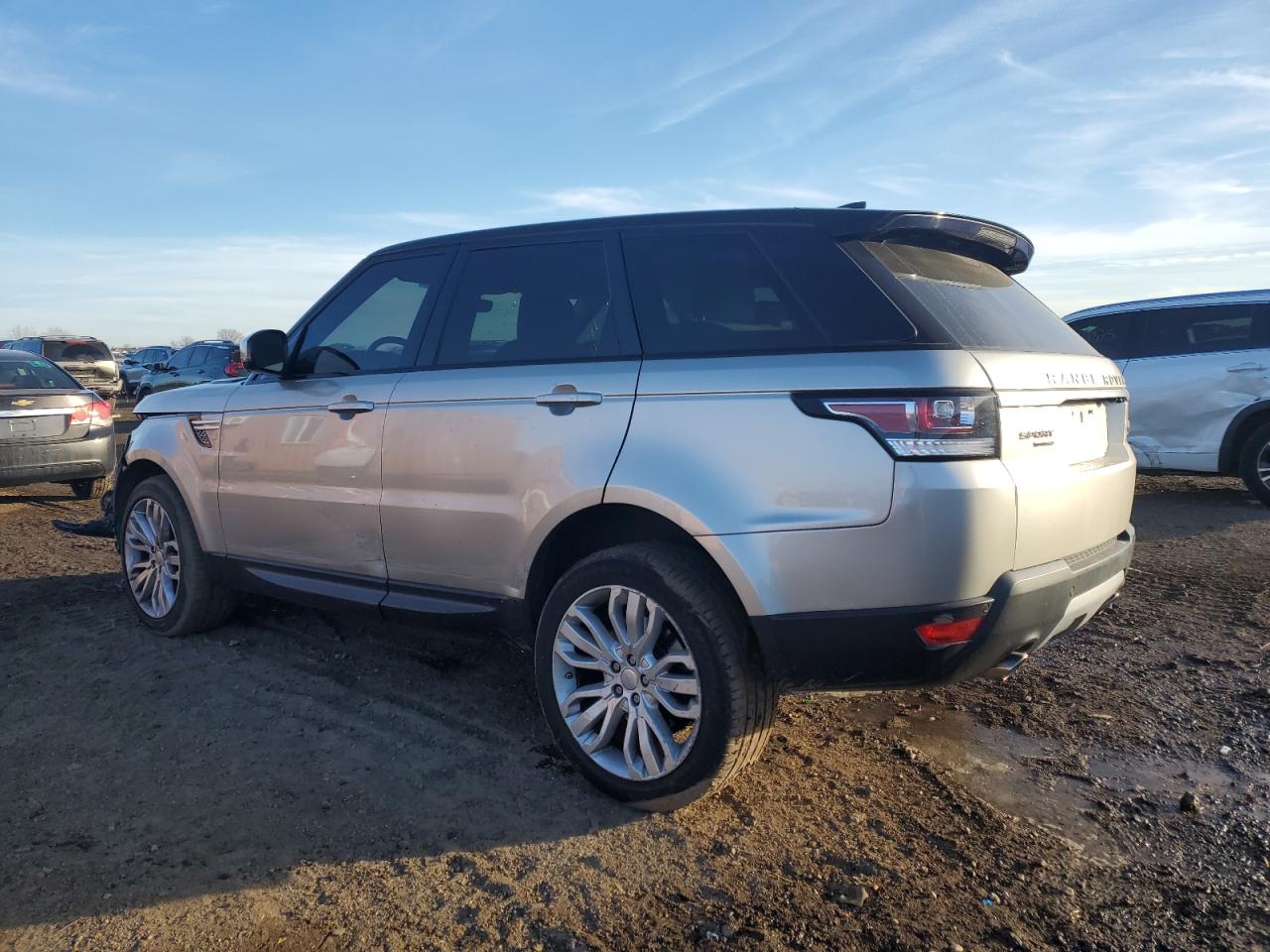 2017 Land Rover Range Rover - Image 2