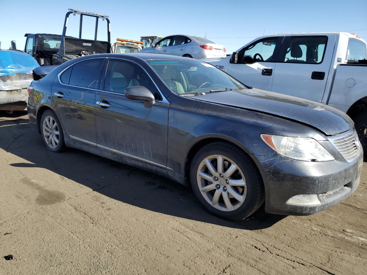 2007 Lexus LS - Image 4