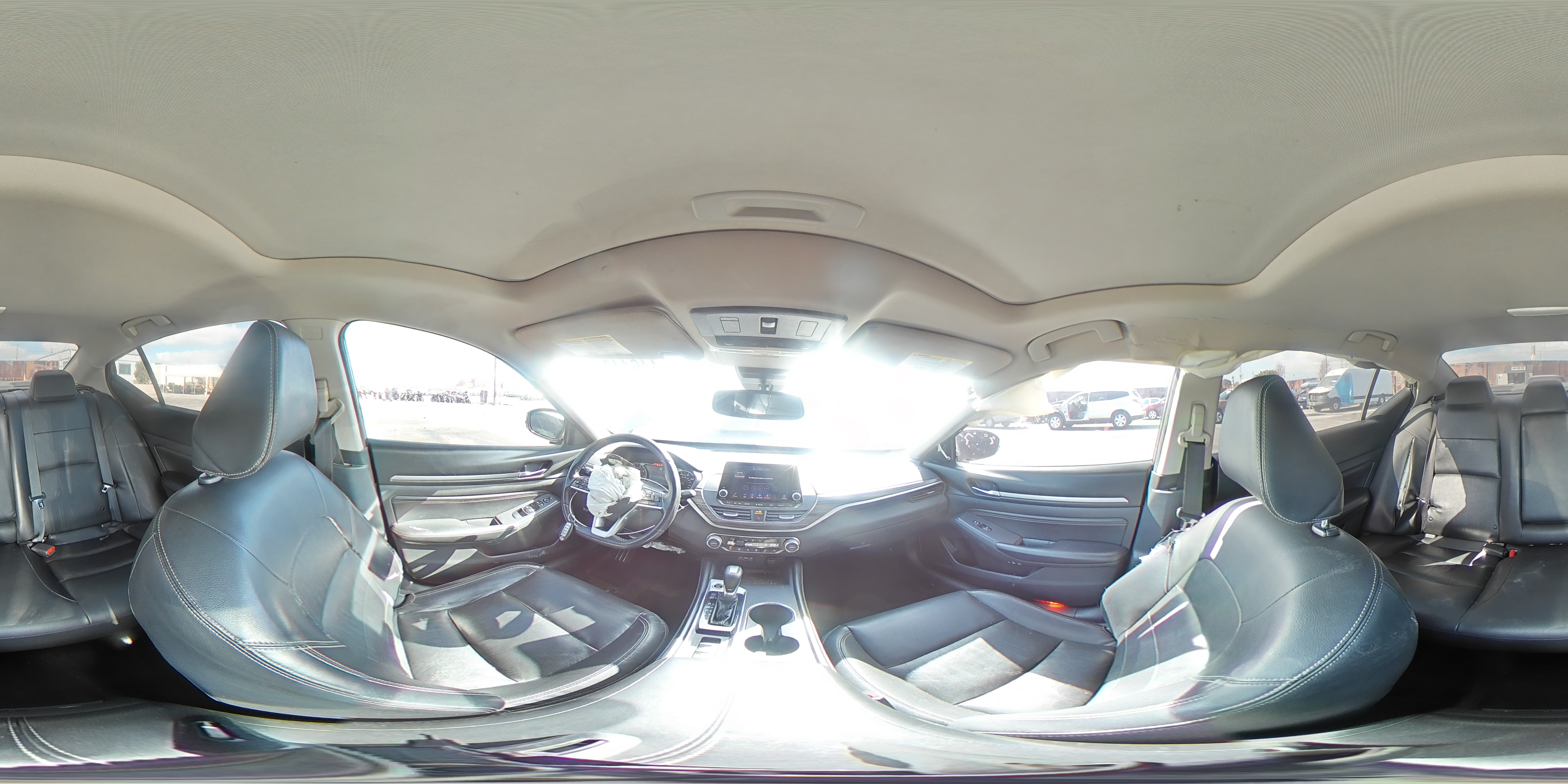 2019 Nissan Altima - Image 12