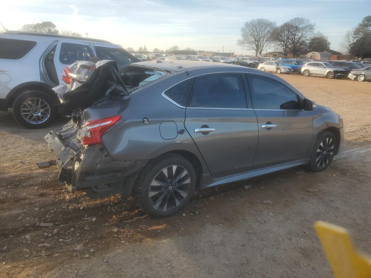 2017 Nissan Sentra - Image 3