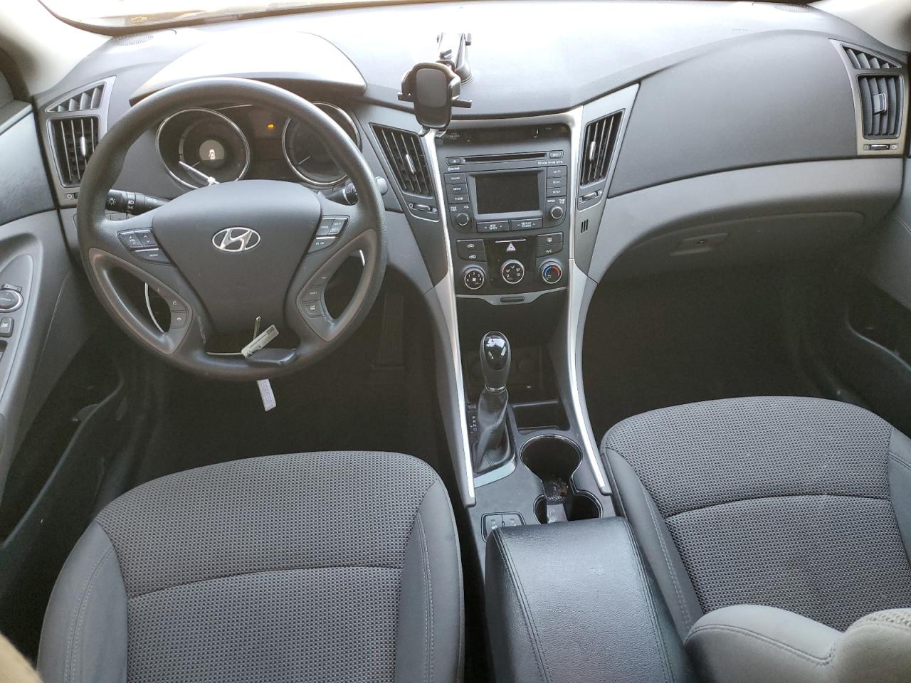 2014 Hyundai Sonata - Image 8
