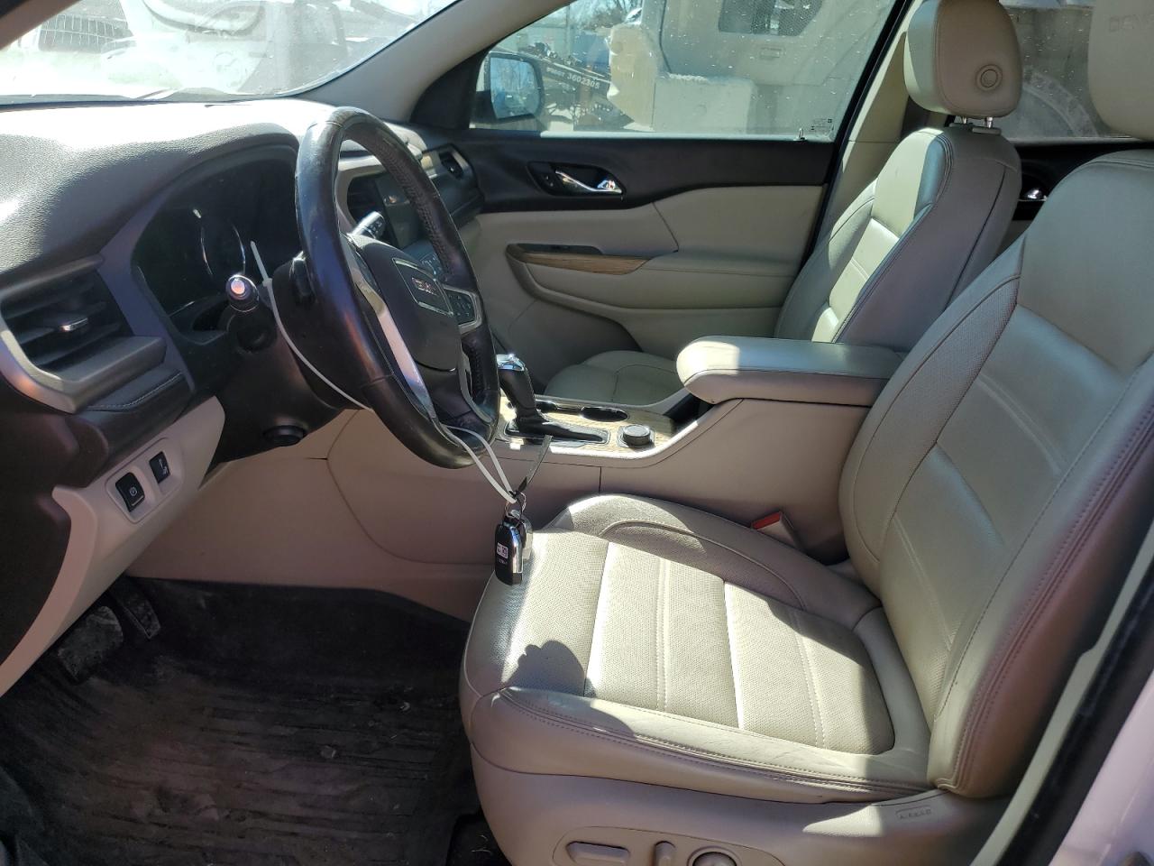 2017 GMC Acadia - Image 7