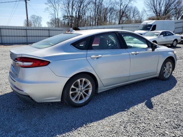 FORD FUSION 2019 Srebrny