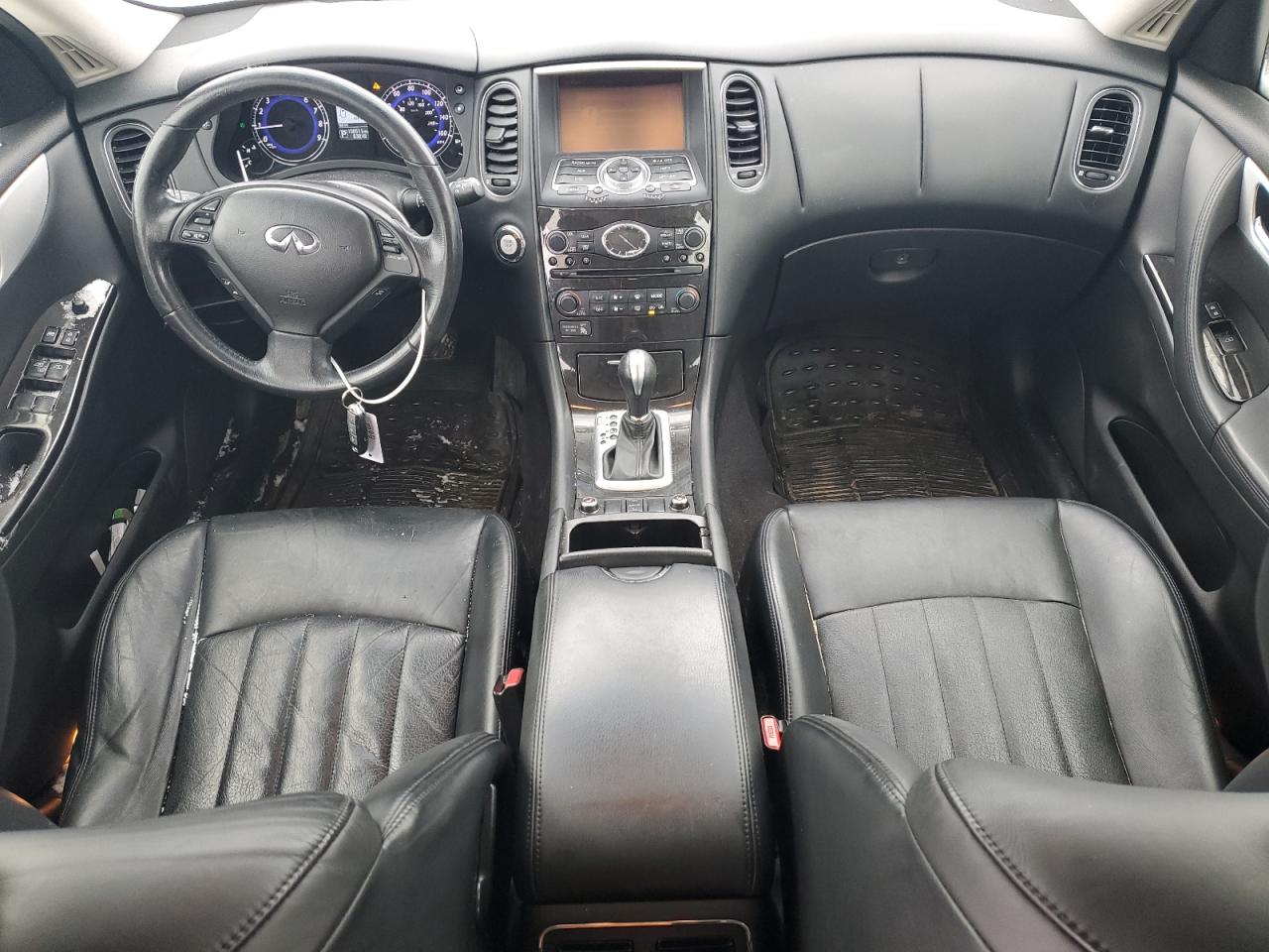 2015 Infiniti QX50 - Image 8