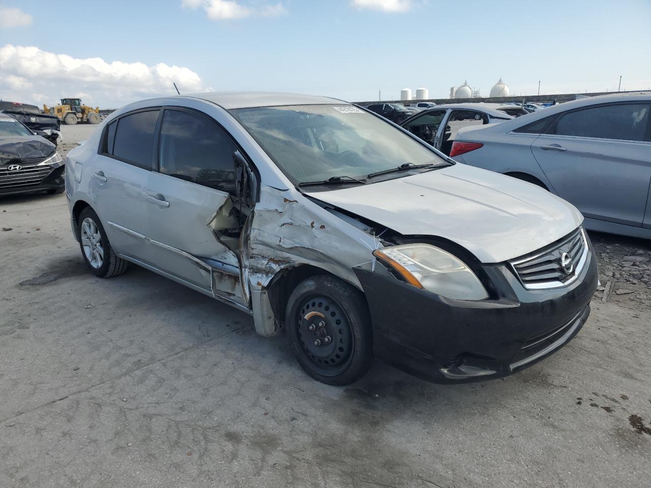2012 Nissan Sentra - Image 4