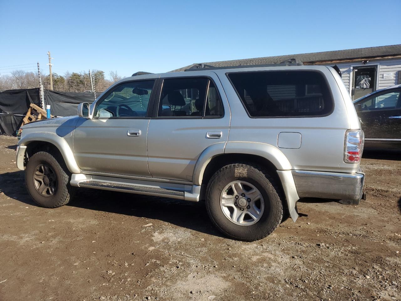 2001 Toyota 4Runner - Image 2