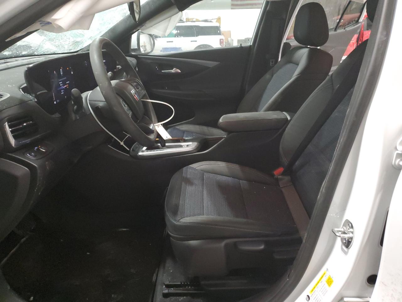 2025 Buick Envista - Image 7